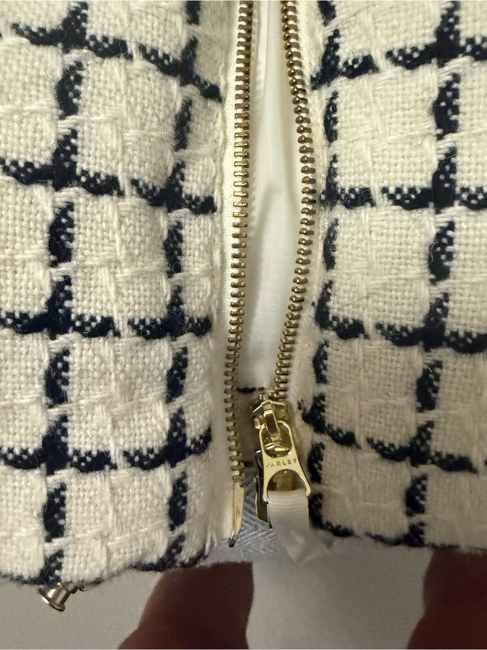 Varley Ivory and Black Grid Puffer Jacket - Picture 3 of 4